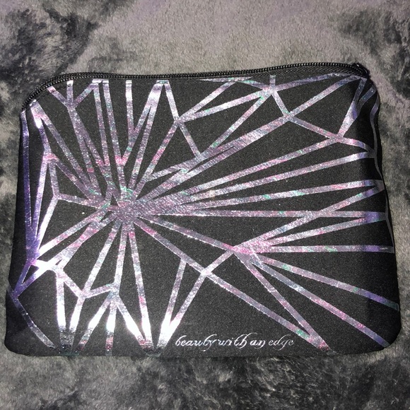 Urban Decay Vice Palette 🎨 beauty with an edge - Picture 5 of 6